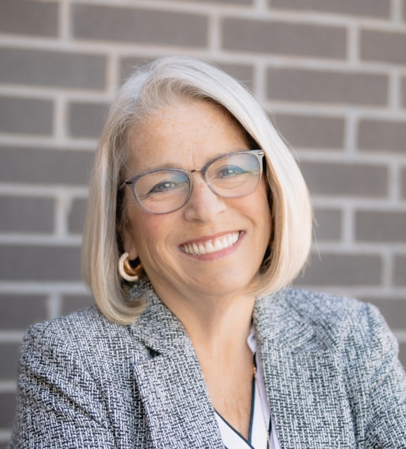 Real Estate Agent Jana Yust in Seneca